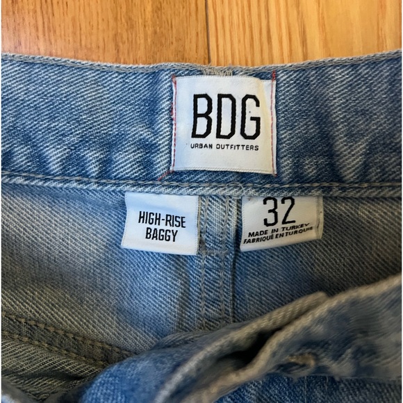 BDG High Rise Baggy Jean - Picture 2 of 4